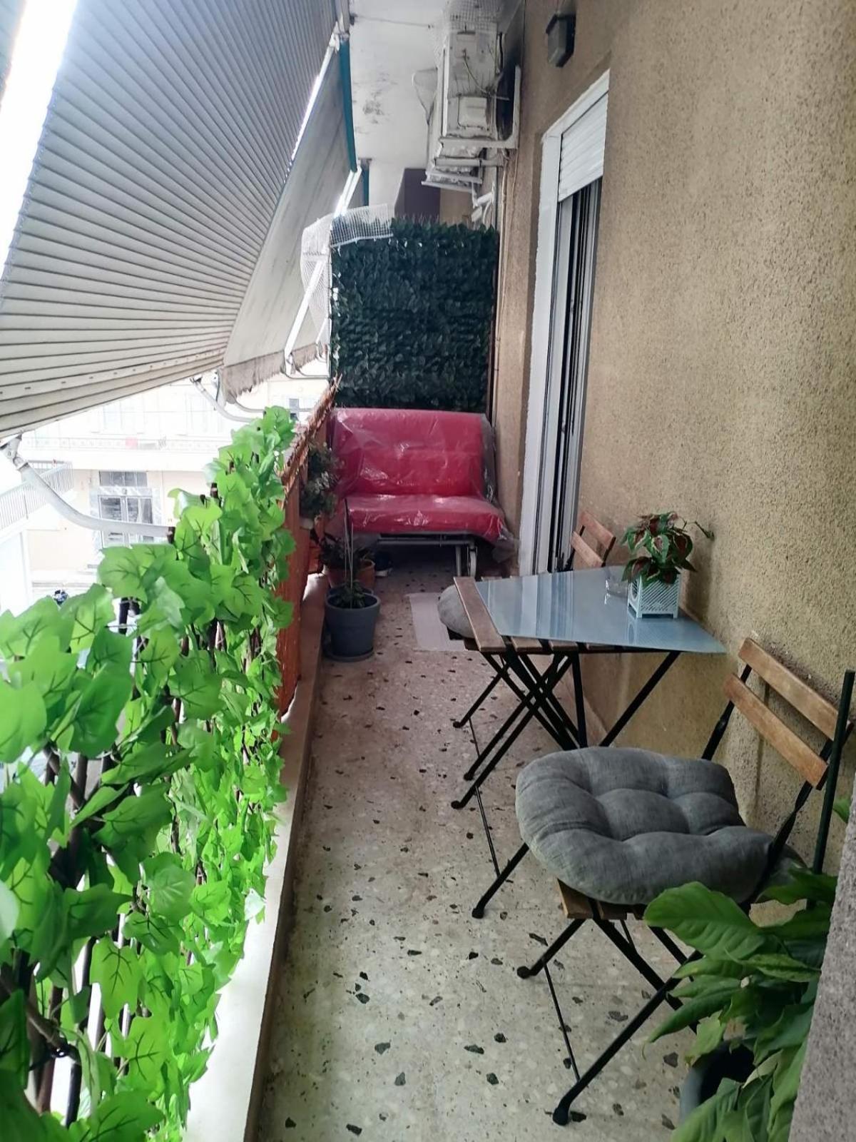 אתונה Cozy & Bright Home 50M From Subway -Agios Antonios מראה חיצוני תמונה